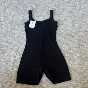 Katie J Black Kids One-Piece Romper Bodysuit medium